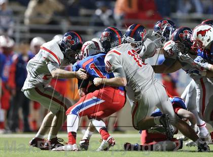 Thumbnail 1 in Boyd vs. Pearce (UIL 5A D2 Bi-District Playoff) photogallery.