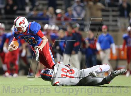 Thumbnail 3 in Boyd vs. Pearce (UIL 5A D2 Bi-District Playoff) photogallery.