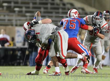 Thumbnail 3 in Boyd vs. Pearce (UIL 5A D2 Bi-District Playoff) photogallery.