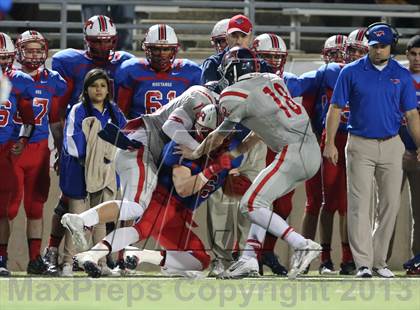 Thumbnail 2 in Boyd vs. Pearce (UIL 5A D2 Bi-District Playoff) photogallery.