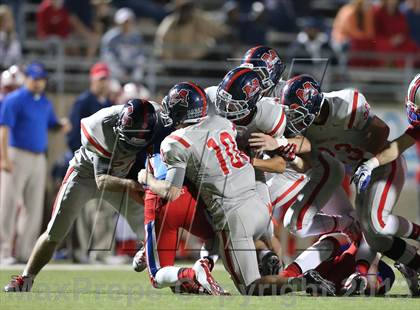 Thumbnail 2 in Boyd vs. Pearce (UIL 5A D2 Bi-District Playoff) photogallery.