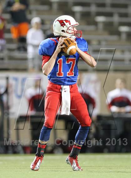 Thumbnail 1 in Boyd vs. Pearce (UIL 5A D2 Bi-District Playoff) photogallery.