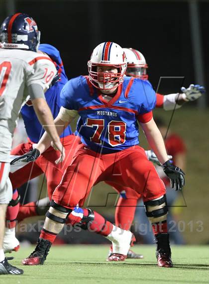 Thumbnail 3 in Boyd vs. Pearce (UIL 5A D2 Bi-District Playoff) photogallery.