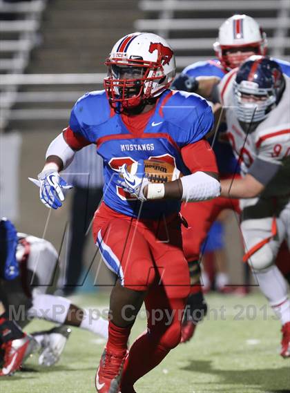 Thumbnail 3 in Boyd vs. Pearce (UIL 5A D2 Bi-District Playoff) photogallery.