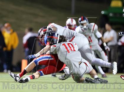 Thumbnail 2 in Boyd vs. Pearce (UIL 5A D2 Bi-District Playoff) photogallery.