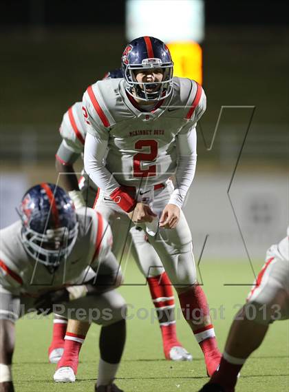Thumbnail 1 in Boyd vs. Pearce (UIL 5A D2 Bi-District Playoff) photogallery.