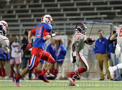 Thumbnail 1 in Boyd vs. Pearce (UIL 5A D2 Bi-District Playoff) photogallery.