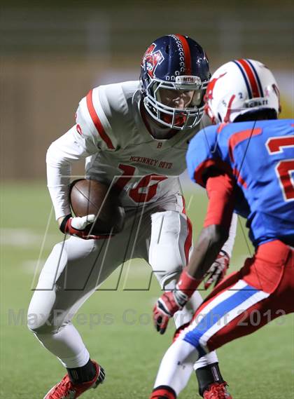 Thumbnail 3 in Boyd vs. Pearce (UIL 5A D2 Bi-District Playoff) photogallery.