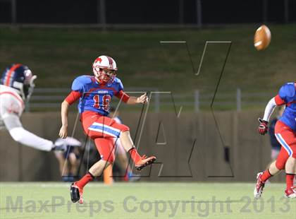 Thumbnail 3 in Boyd vs. Pearce (UIL 5A D2 Bi-District Playoff) photogallery.