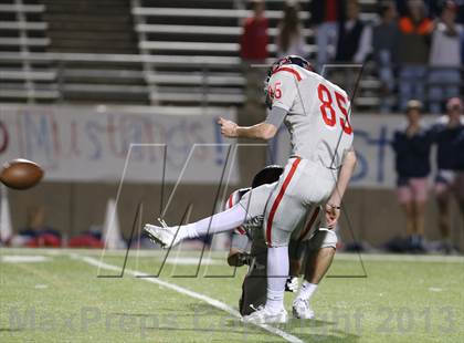 Thumbnail 2 in Boyd vs. Pearce (UIL 5A D2 Bi-District Playoff) photogallery.