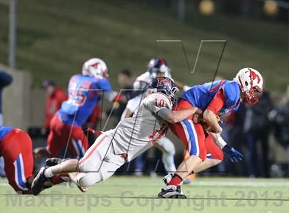 Thumbnail 3 in Boyd vs. Pearce (UIL 5A D2 Bi-District Playoff) photogallery.