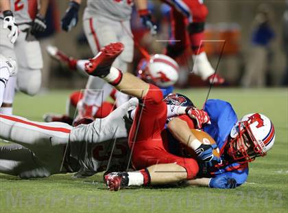 Thumbnail 3 in Boyd vs. Pearce (UIL 5A D2 Bi-District Playoff) photogallery.
