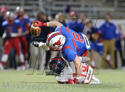 Thumbnail 1 in Boyd vs. Pearce (UIL 5A D2 Bi-District Playoff) photogallery.