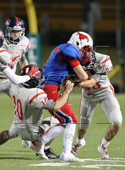 Thumbnail 3 in Boyd vs. Pearce (UIL 5A D2 Bi-District Playoff) photogallery.
