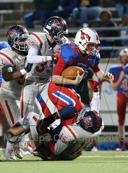 Thumbnail 3 in Boyd vs. Pearce (UIL 5A D2 Bi-District Playoff) photogallery.