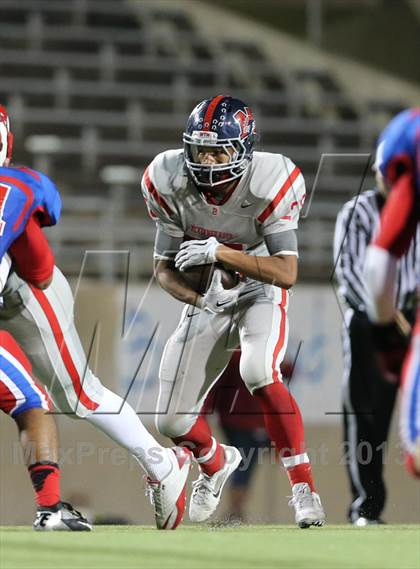 Thumbnail 3 in Boyd vs. Pearce (UIL 5A D2 Bi-District Playoff) photogallery.