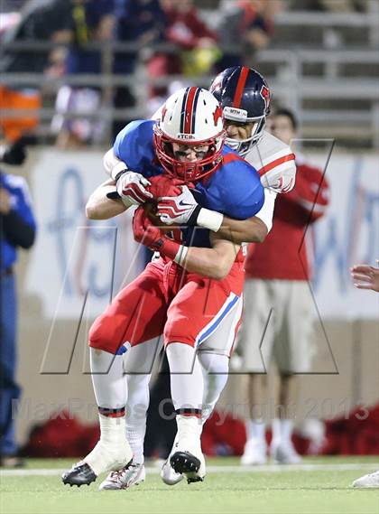 Thumbnail 3 in Boyd vs. Pearce (UIL 5A D2 Bi-District Playoff) photogallery.