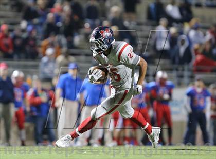 Thumbnail 1 in Boyd vs. Pearce (UIL 5A D2 Bi-District Playoff) photogallery.