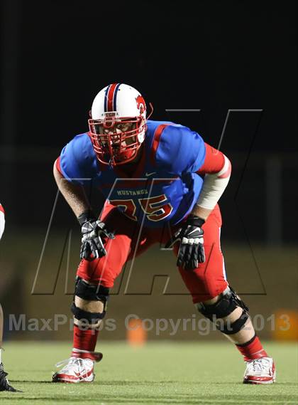 Thumbnail 1 in Boyd vs. Pearce (UIL 5A D2 Bi-District Playoff) photogallery.