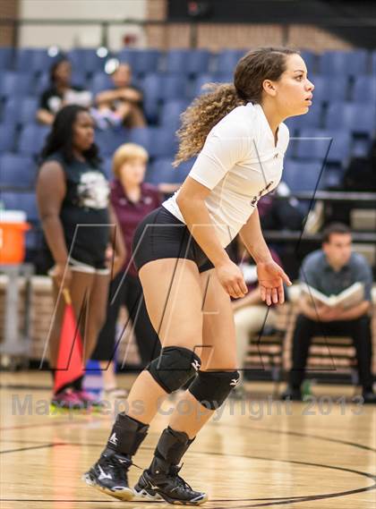 Thumbnail 3 in Whitney vs. Mansfield Timberview photogallery.
