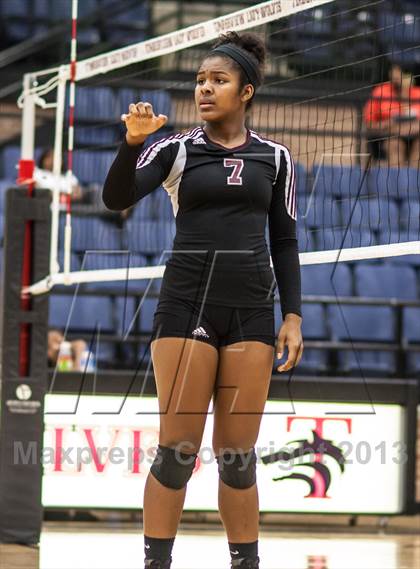 Thumbnail 3 in Whitney vs. Mansfield Timberview photogallery.