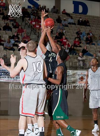 Thumbnail 2 in DeSoto vs. Marcus (Whataburger Tournament) photogallery.