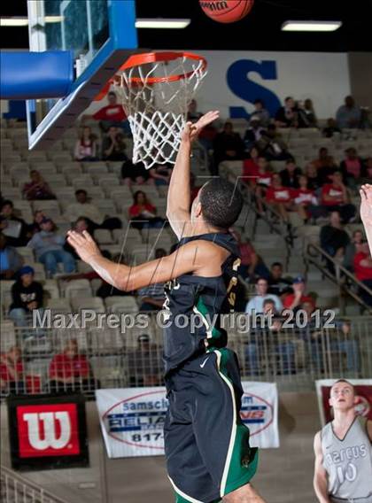 Thumbnail 3 in DeSoto vs. Marcus (Whataburger Tournament) photogallery.