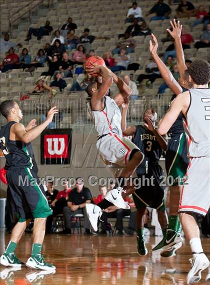 Thumbnail 2 in DeSoto vs. Marcus (Whataburger Tournament) photogallery.