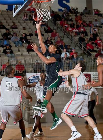 Thumbnail 1 in DeSoto vs. Marcus (Whataburger Tournament) photogallery.