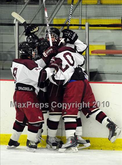 Thumbnail 3 in Simsbury @ North Haven photogallery.