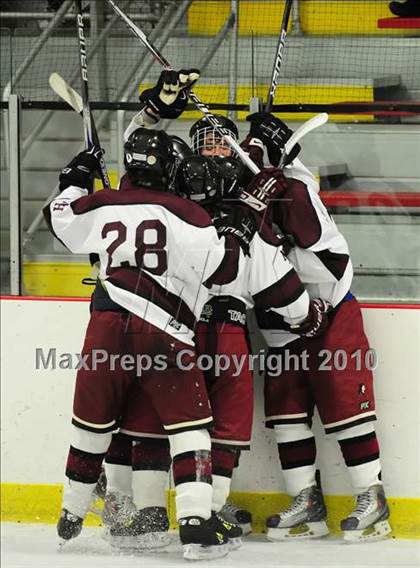 Thumbnail 1 in Simsbury @ North Haven photogallery.