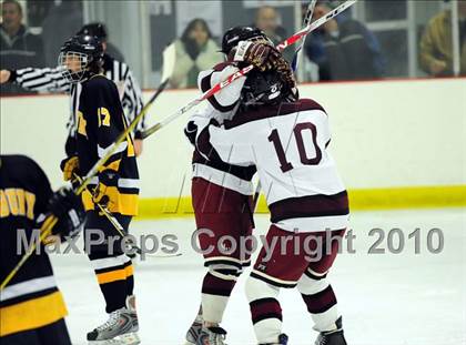 Thumbnail 1 in Simsbury @ North Haven photogallery.