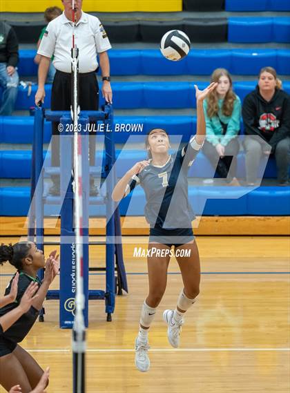 Thumbnail 3 in Yorktown vs. Cathedral (IHSAA 4A Regional Semi-final playoff) photogallery.