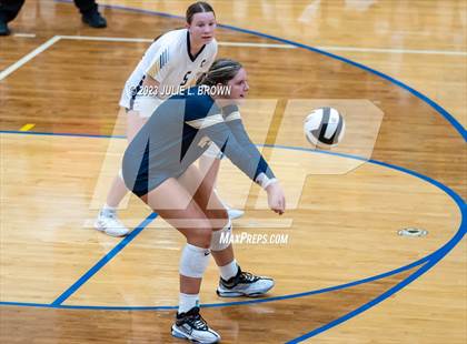 Thumbnail 2 in Yorktown vs. Cathedral (IHSAA 4A Regional Semi-final playoff) photogallery.