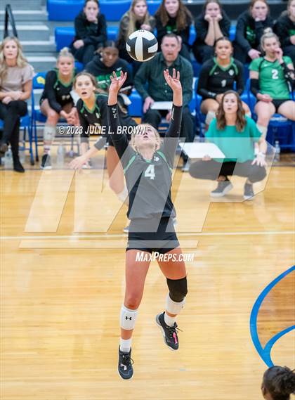 Thumbnail 1 in Yorktown vs. Cathedral (IHSAA 4A Regional Semi-final playoff) photogallery.