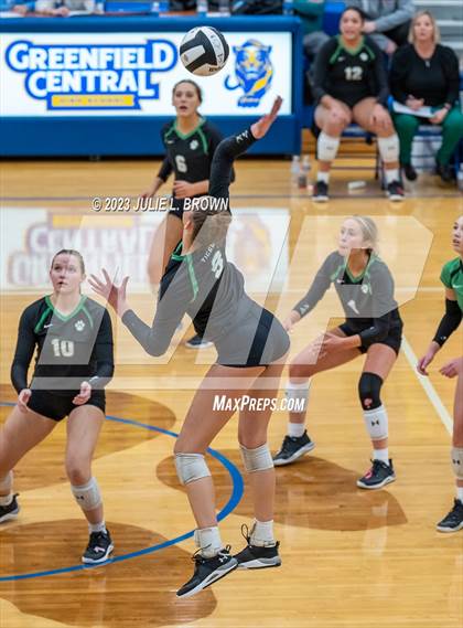 Thumbnail 2 in Yorktown vs. Cathedral (IHSAA 4A Regional Semi-final playoff) photogallery.