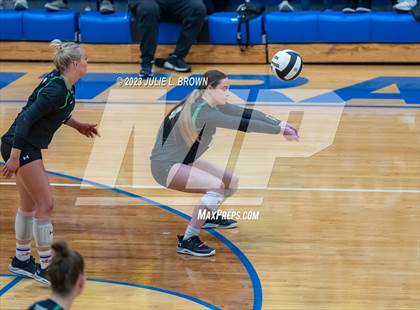 Thumbnail 2 in Yorktown vs. Cathedral (IHSAA 4A Regional Semi-final playoff) photogallery.