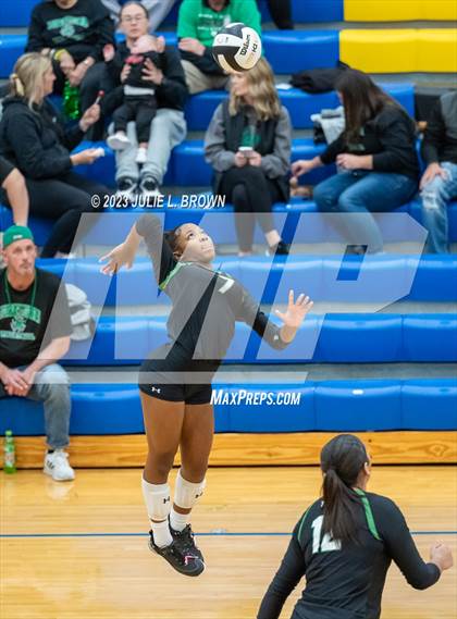 Thumbnail 1 in Yorktown vs. Cathedral (IHSAA 4A Regional Semi-final playoff) photogallery.