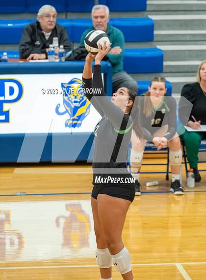 Thumbnail 1 in Yorktown vs. Cathedral (IHSAA 4A Regional Semi-final playoff) photogallery.