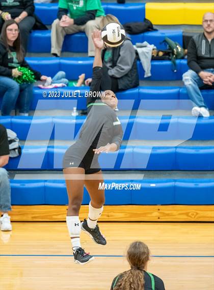 Thumbnail 1 in Yorktown vs. Cathedral (IHSAA 4A Regional Semi-final playoff) photogallery.