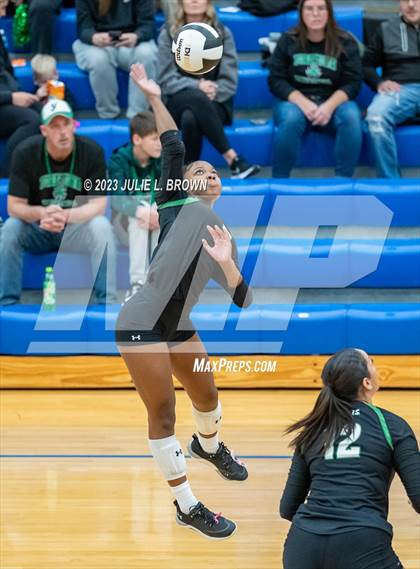 Thumbnail 2 in Yorktown vs. Cathedral (IHSAA 4A Regional Semi-final playoff) photogallery.