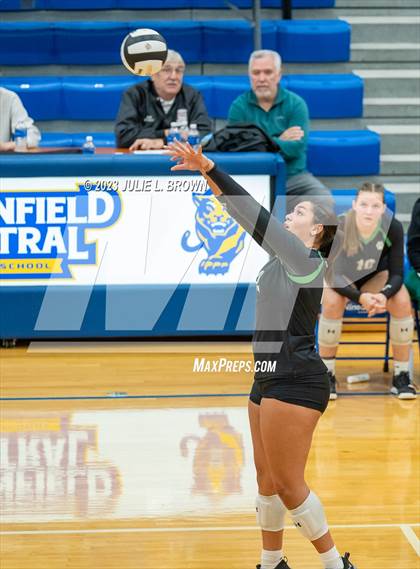 Thumbnail 3 in Yorktown vs. Cathedral (IHSAA 4A Regional Semi-final playoff) photogallery.