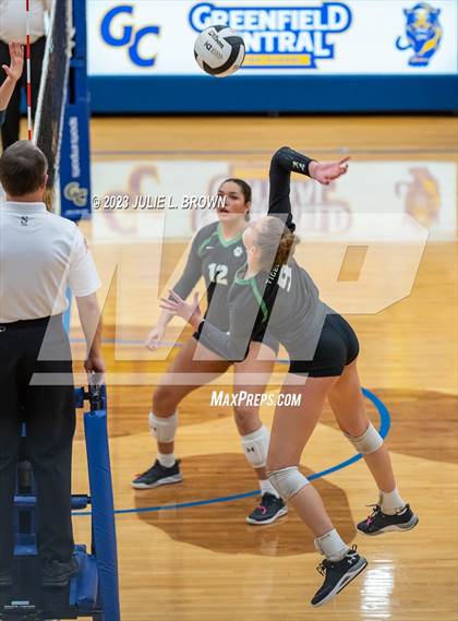 Thumbnail 3 in Yorktown vs. Cathedral (IHSAA 4A Regional Semi-final playoff) photogallery.