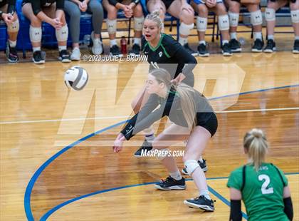Thumbnail 2 in Yorktown vs. Cathedral (IHSAA 4A Regional Semi-final playoff) photogallery.