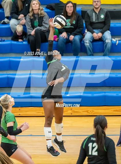 Thumbnail 3 in Yorktown vs. Cathedral (IHSAA 4A Regional Semi-final playoff) photogallery.