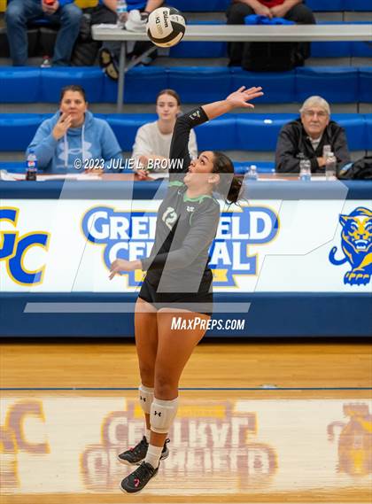 Thumbnail 1 in Yorktown vs. Cathedral (IHSAA 4A Regional Semi-final playoff) photogallery.