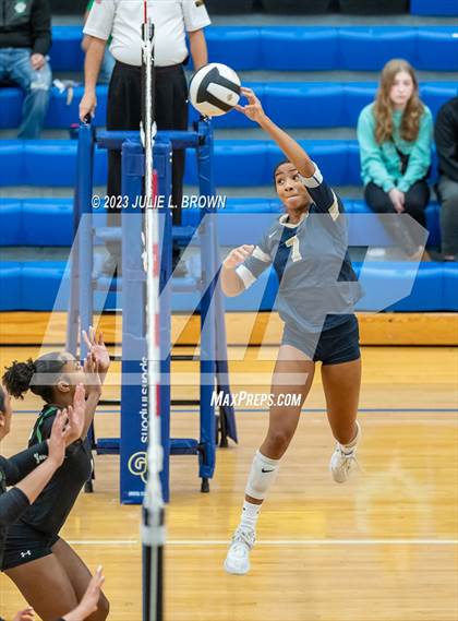 Thumbnail 3 in Yorktown vs. Cathedral (IHSAA 4A Regional Semi-final playoff) photogallery.