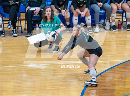 Thumbnail 1 in Yorktown vs. Cathedral (IHSAA 4A Regional Semi-final playoff) photogallery.