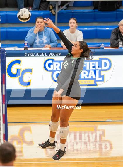 Thumbnail 1 in Yorktown vs. Cathedral (IHSAA 4A Regional Semi-final playoff) photogallery.