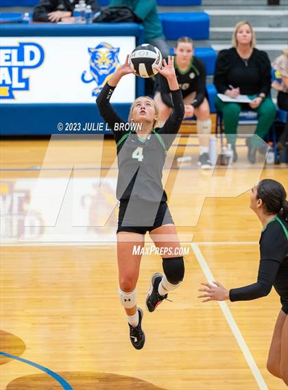 Thumbnail 2 in Yorktown vs. Cathedral (IHSAA 4A Regional Semi-final playoff) photogallery.